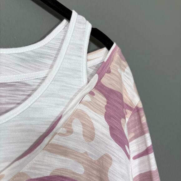 Belle Kim Gravel Pink Camo Relaxed 3/4 Length Sleeve Top - 2X - Womens Plus Size - Picture 2 of 6
